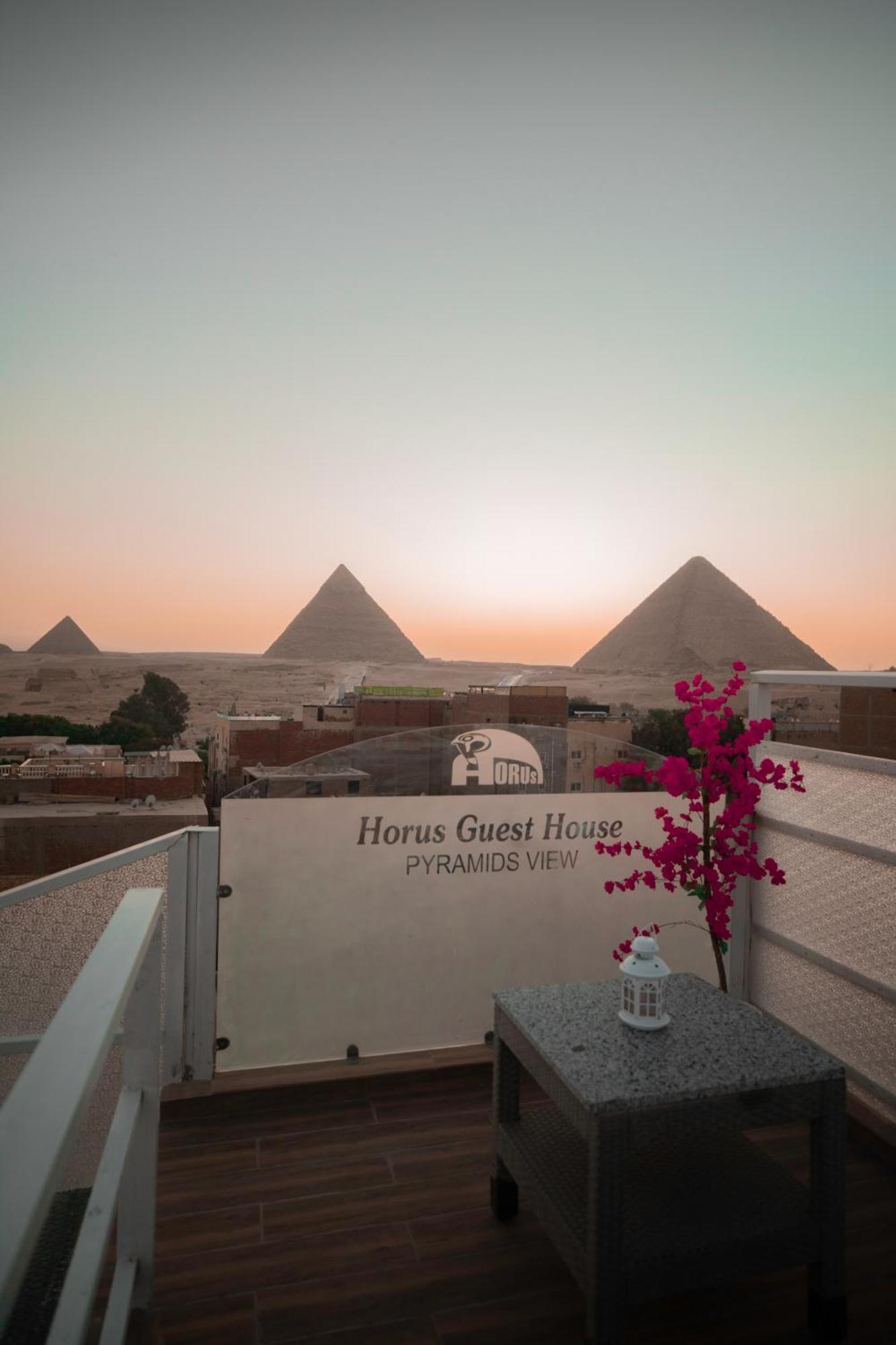 Horus Guest House Pyramids Kafrat al Jabal Exterior photo